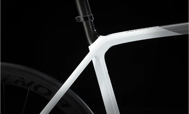 Trek Emonda SL 7 Road Bike in White-3